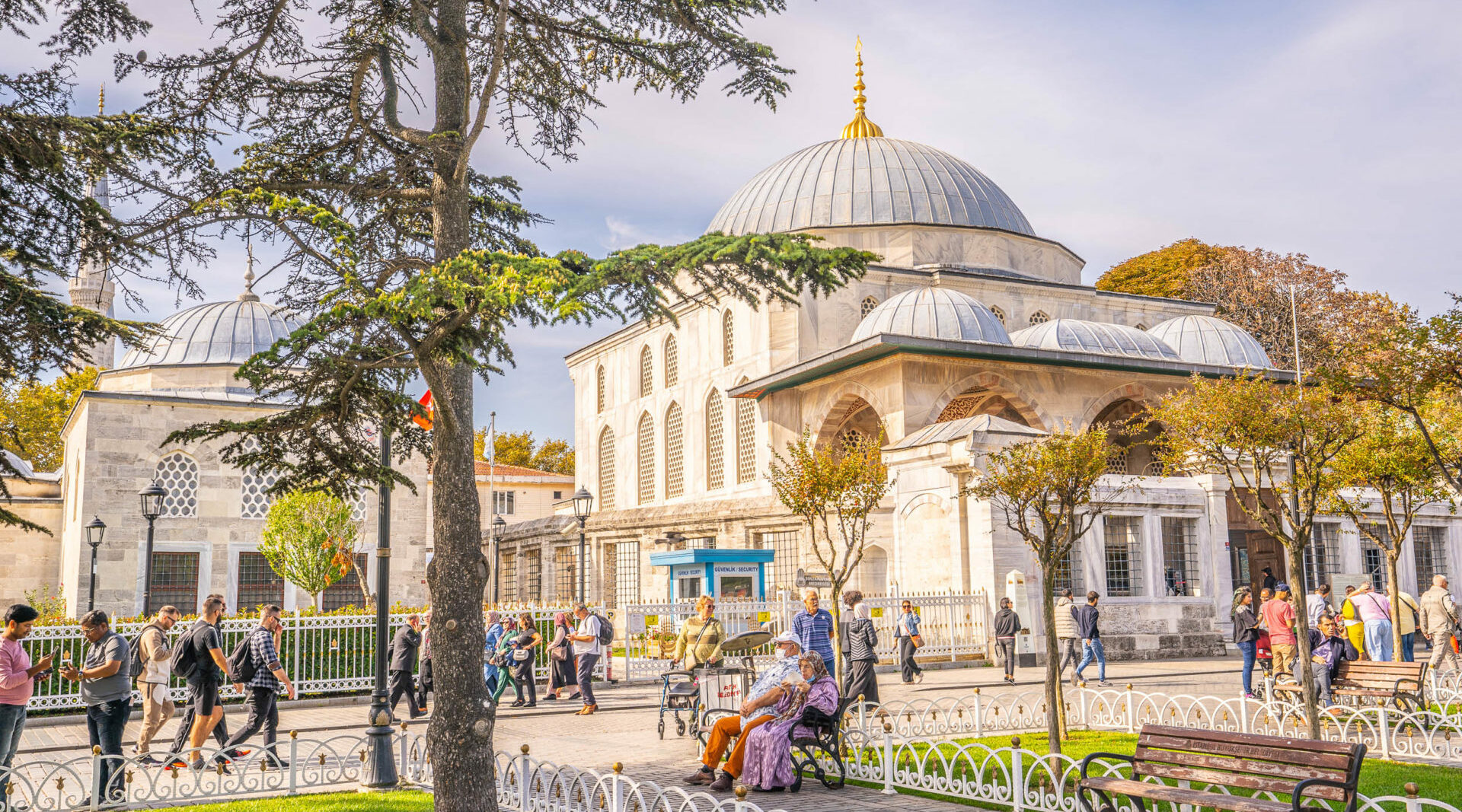 Istanbul’s Vibrant Streets are Full of Life, Food, and History.